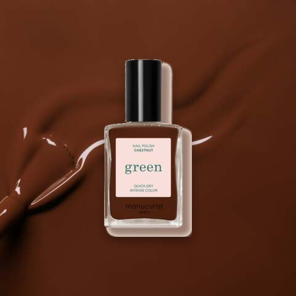 Vernis à ongles Green Manucurist Chestnut sur un fond de sa couleur
